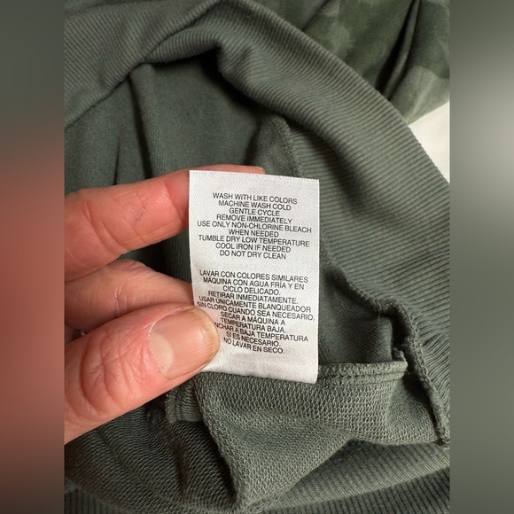 MONDETTA Olive Green Camo  Sweatshirt size M - Picture 14 of 16